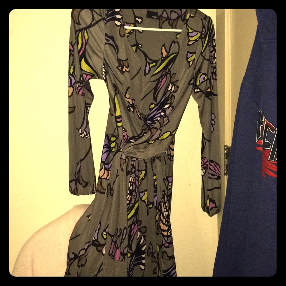 Analili wrap dress